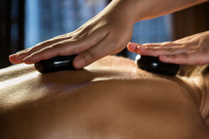 Hot Stone / Deep Tissue Massage